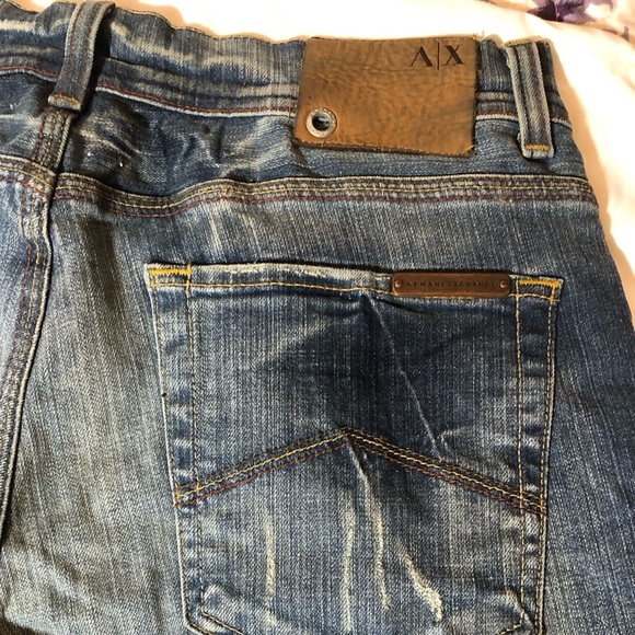 Armani Exchange AX Light Wrinkle Distressed Denim Jeans SZ 33 Long. - Picture 6 of 12
